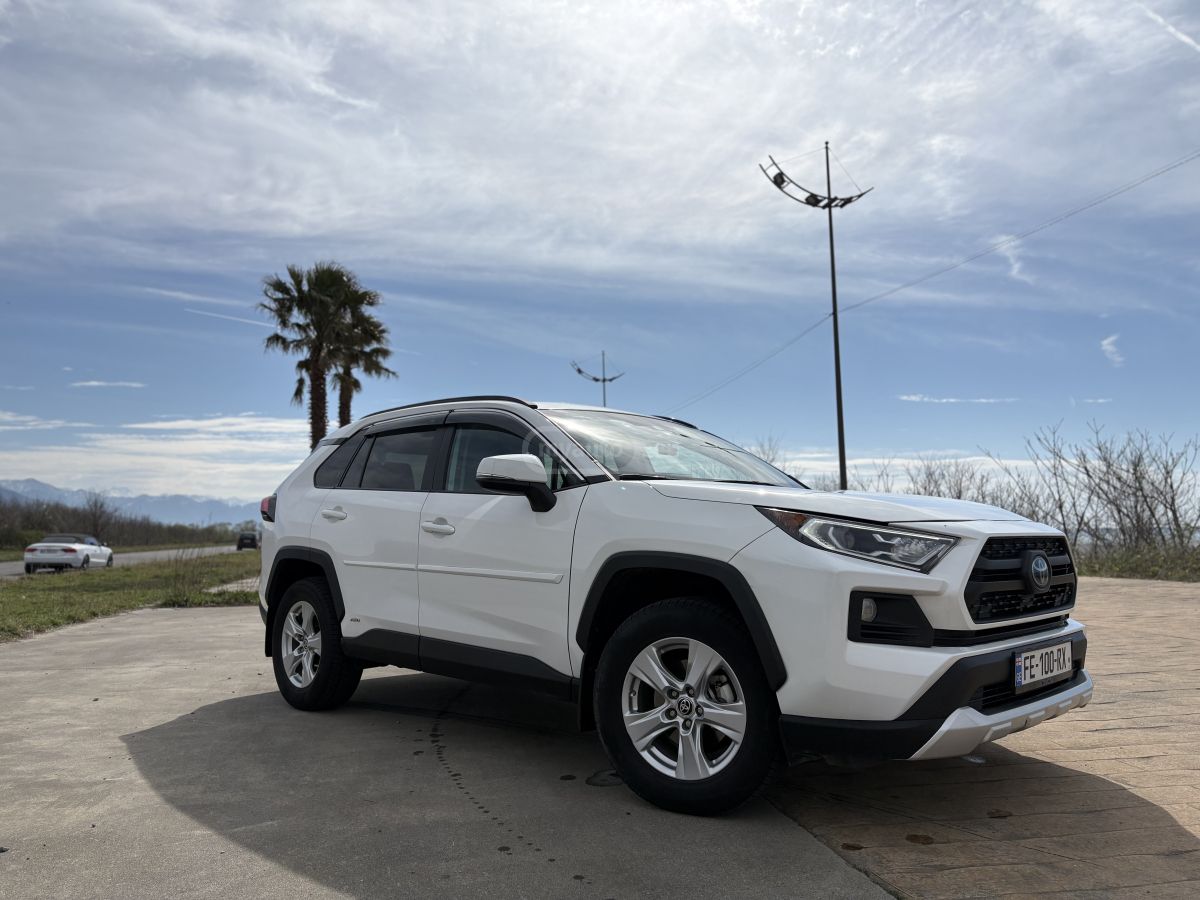 Toyota RAV 4 - фото 8