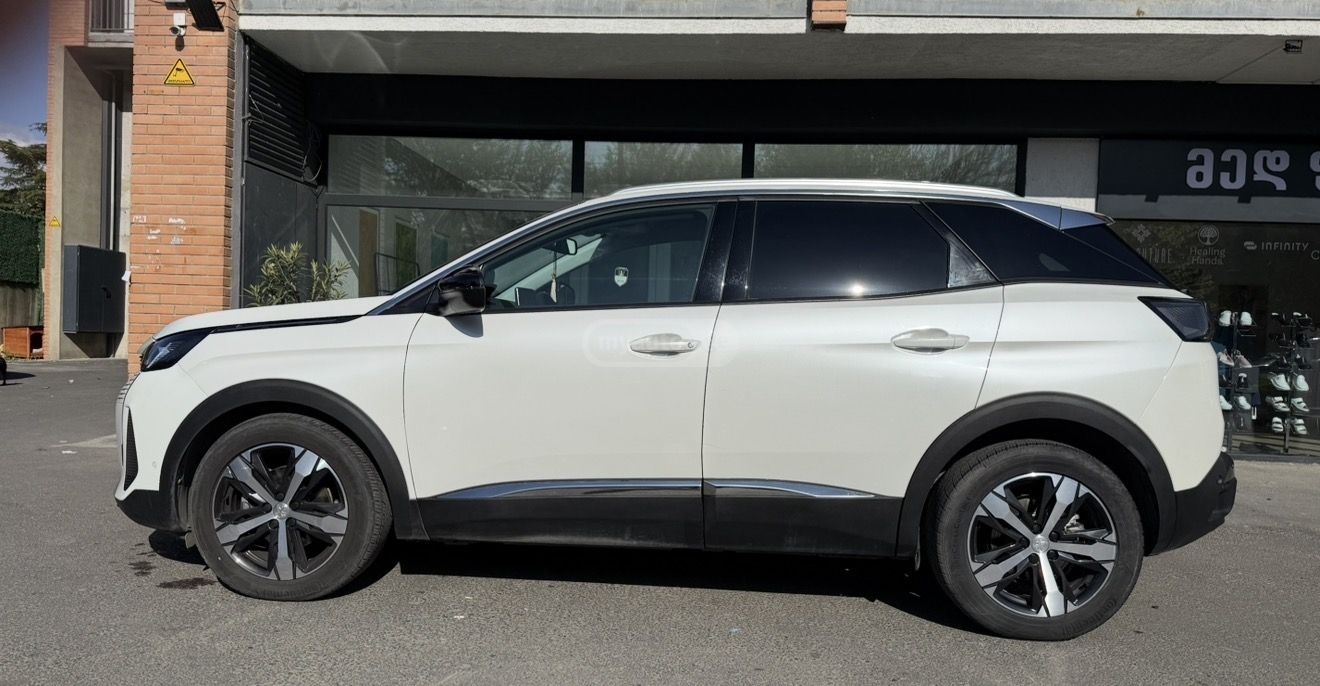 Peugeot 3008 2022 — миниатюра 8