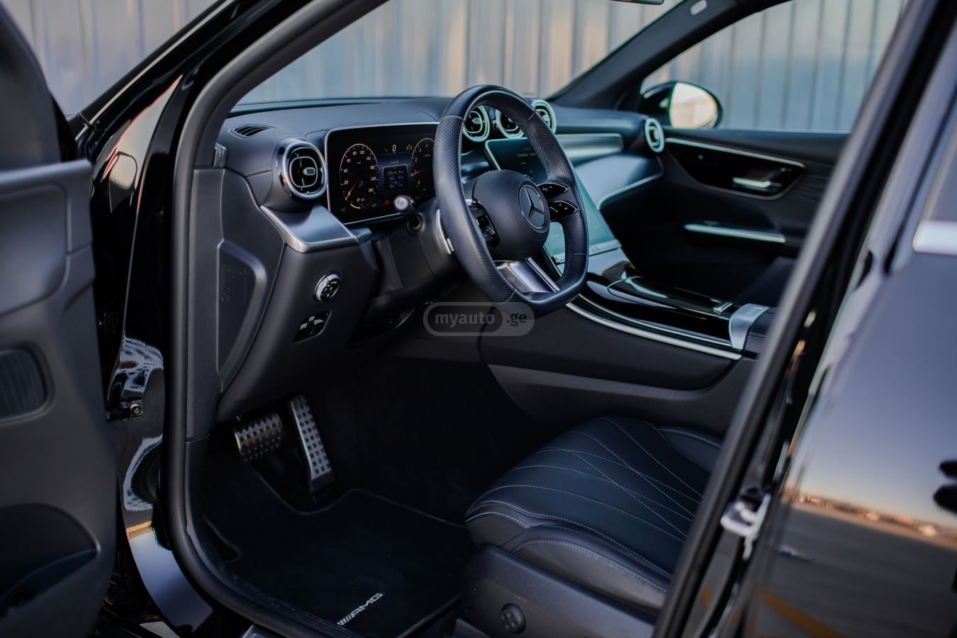 Mercedes-Benz GLC 200 2023 — миниатюра 8