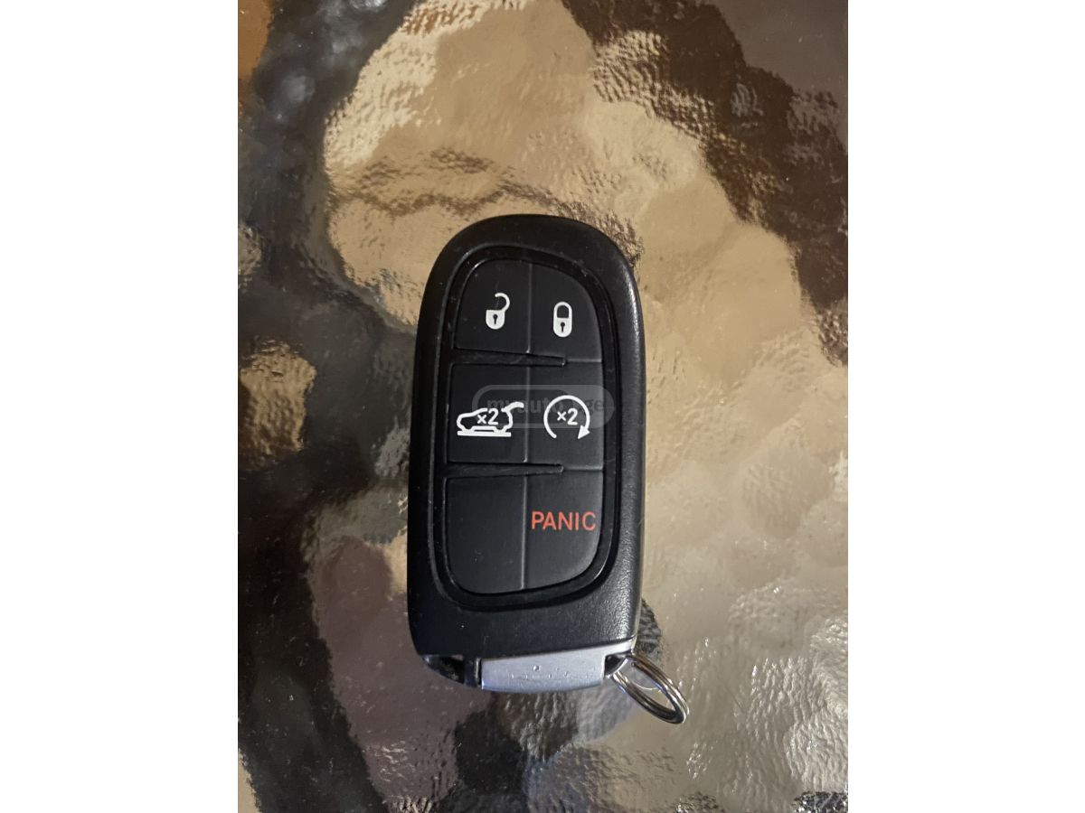 Jeep Cherokee - фото 13