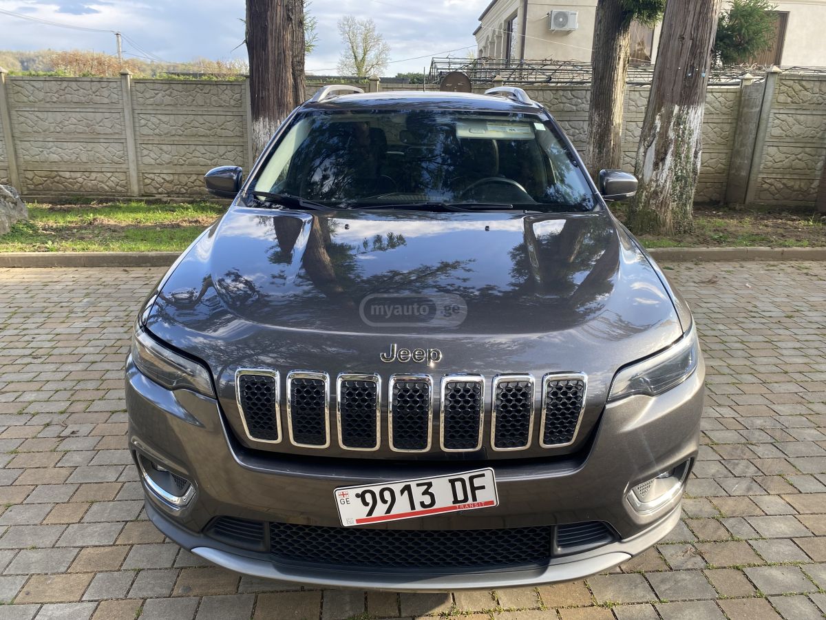 Jeep Cherokee - фото 2