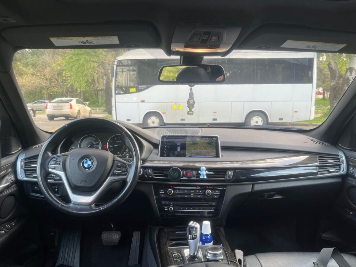 BMW X5 - фото 3