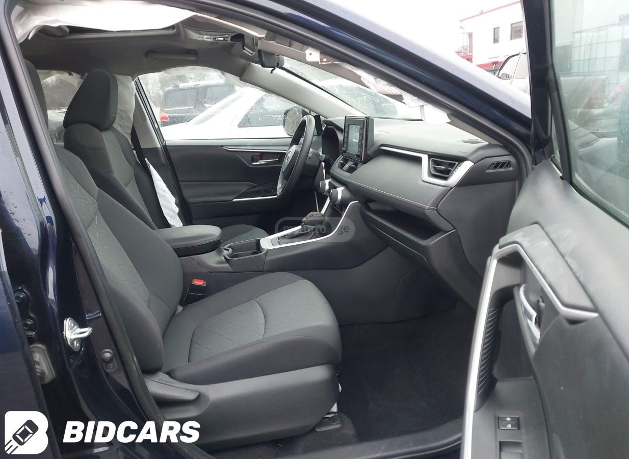 Toyota XLE Premium 4dr All-Wheel Driv — миниатюра 7