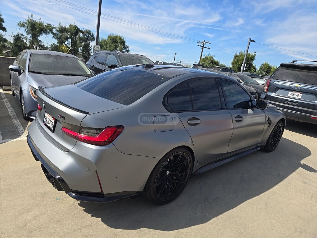 BMW M3 - фото 2