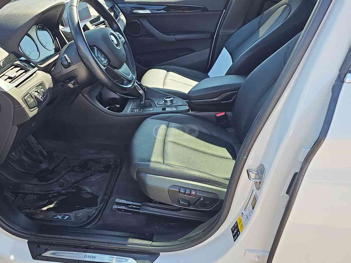 BMW Bmw X1 — миниатюра 10