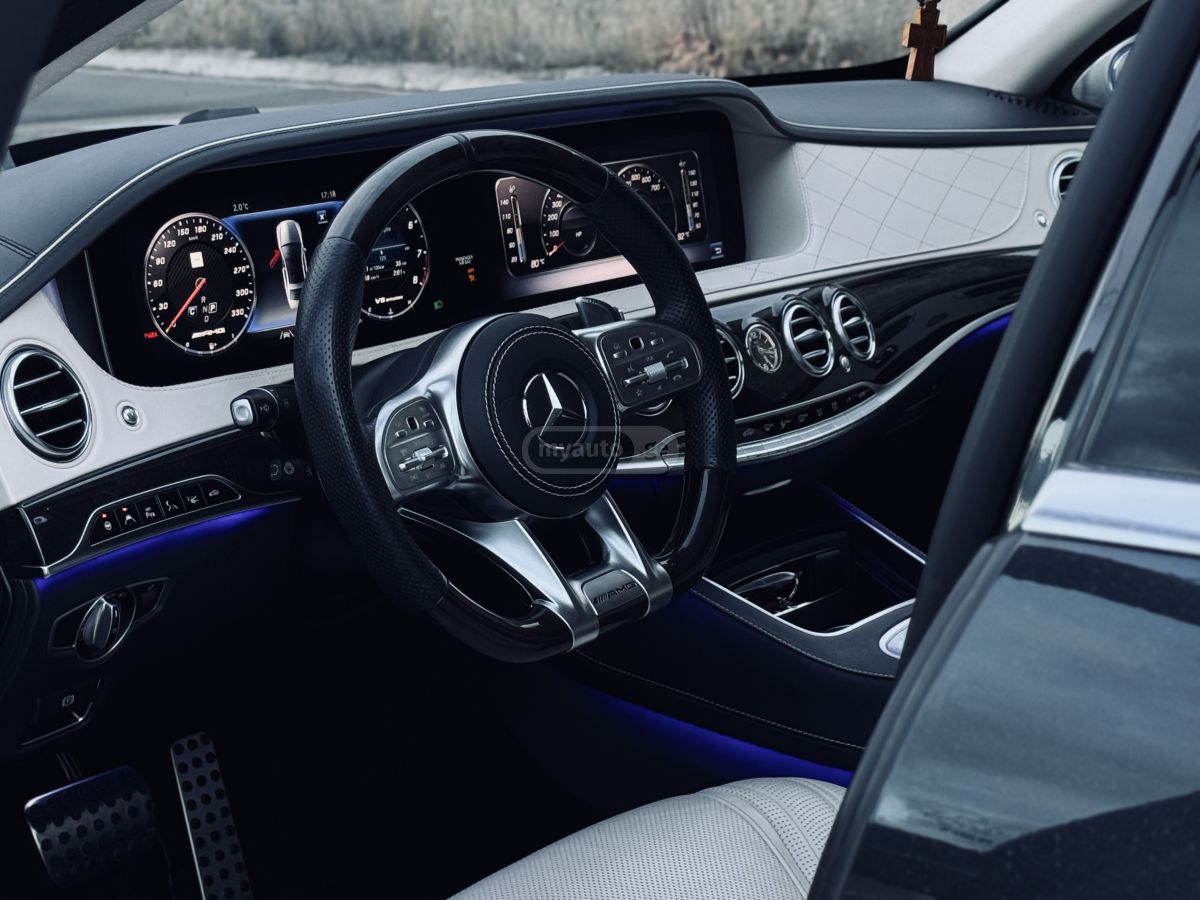 Mercedes-Benz S 63 AMG - фото 11