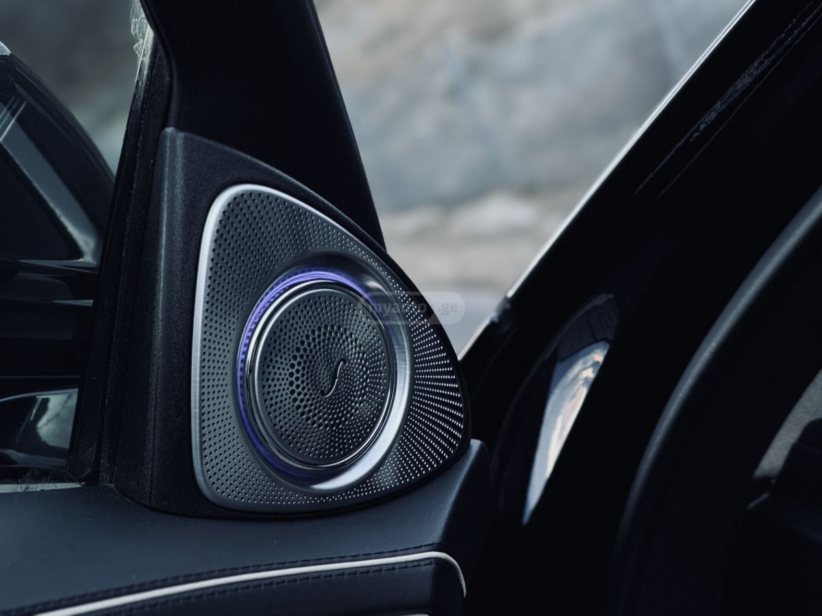 Mercedes-Benz S 63 AMG - фото 14