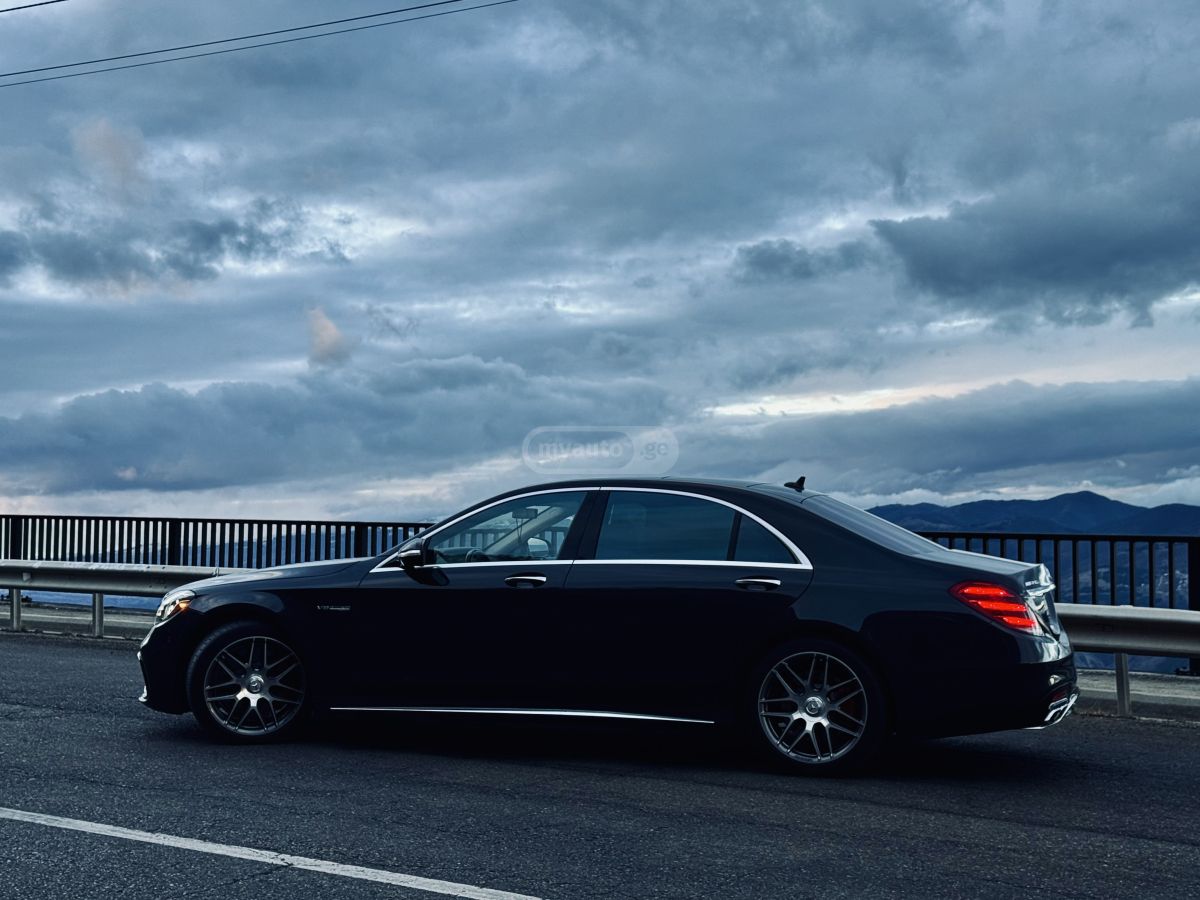 Mercedes-Benz S 63 AMG - фото 8