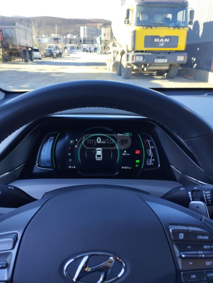 Hyundai Ioniq - фото 10