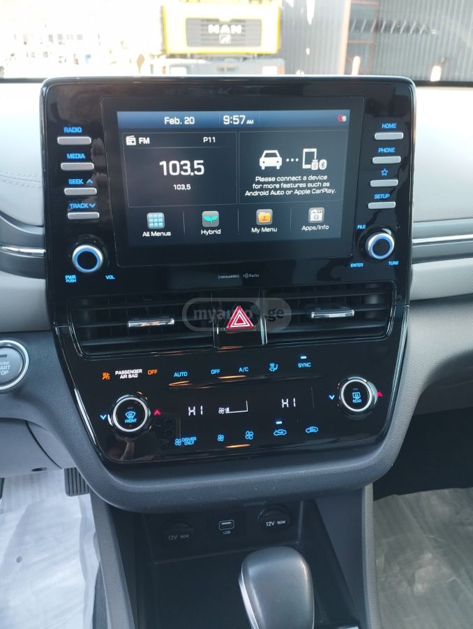 Hyundai Ioniq - фото 5