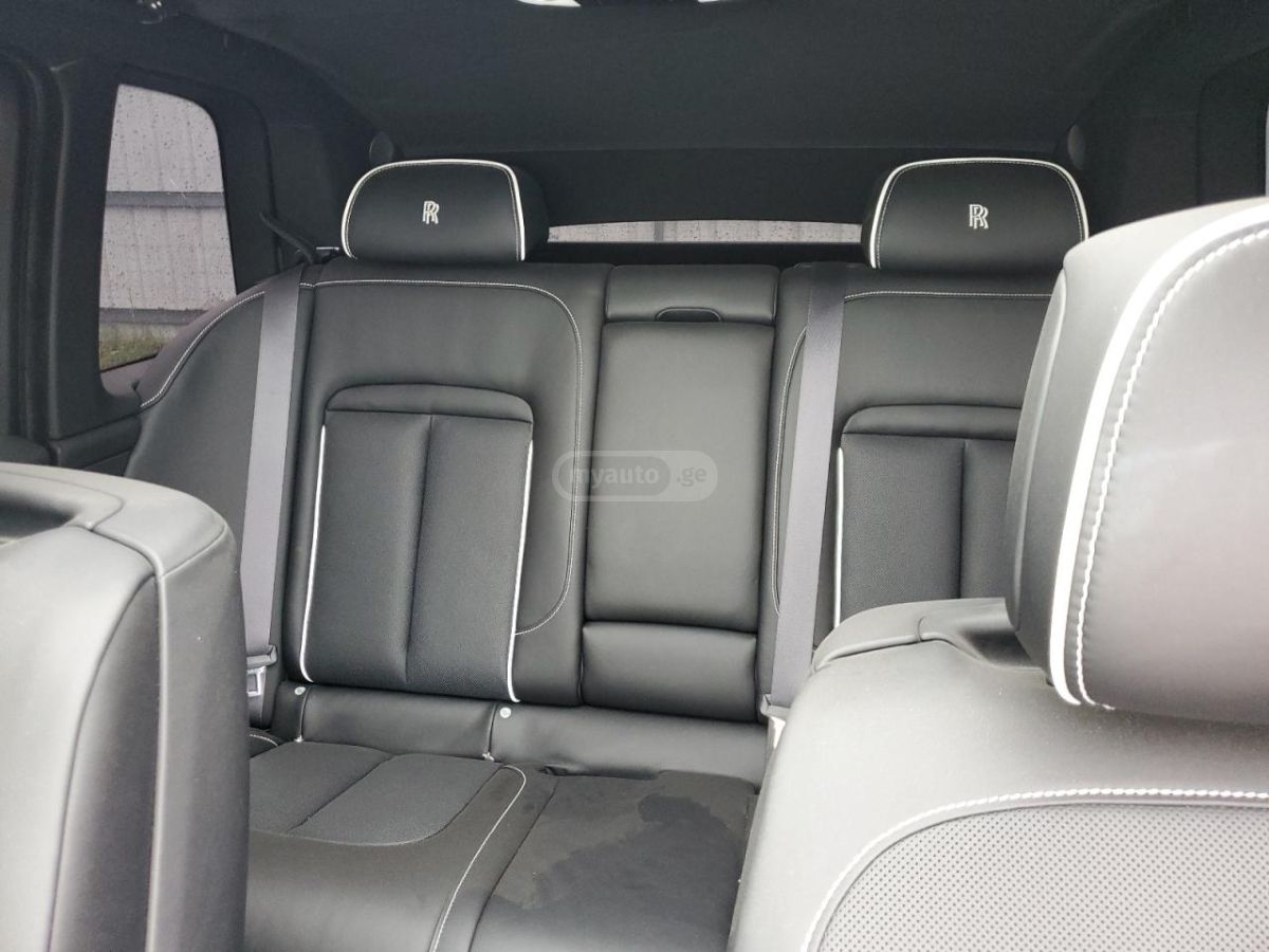 Rolls-Royce Cullinan 2024 — миниатюра 10
