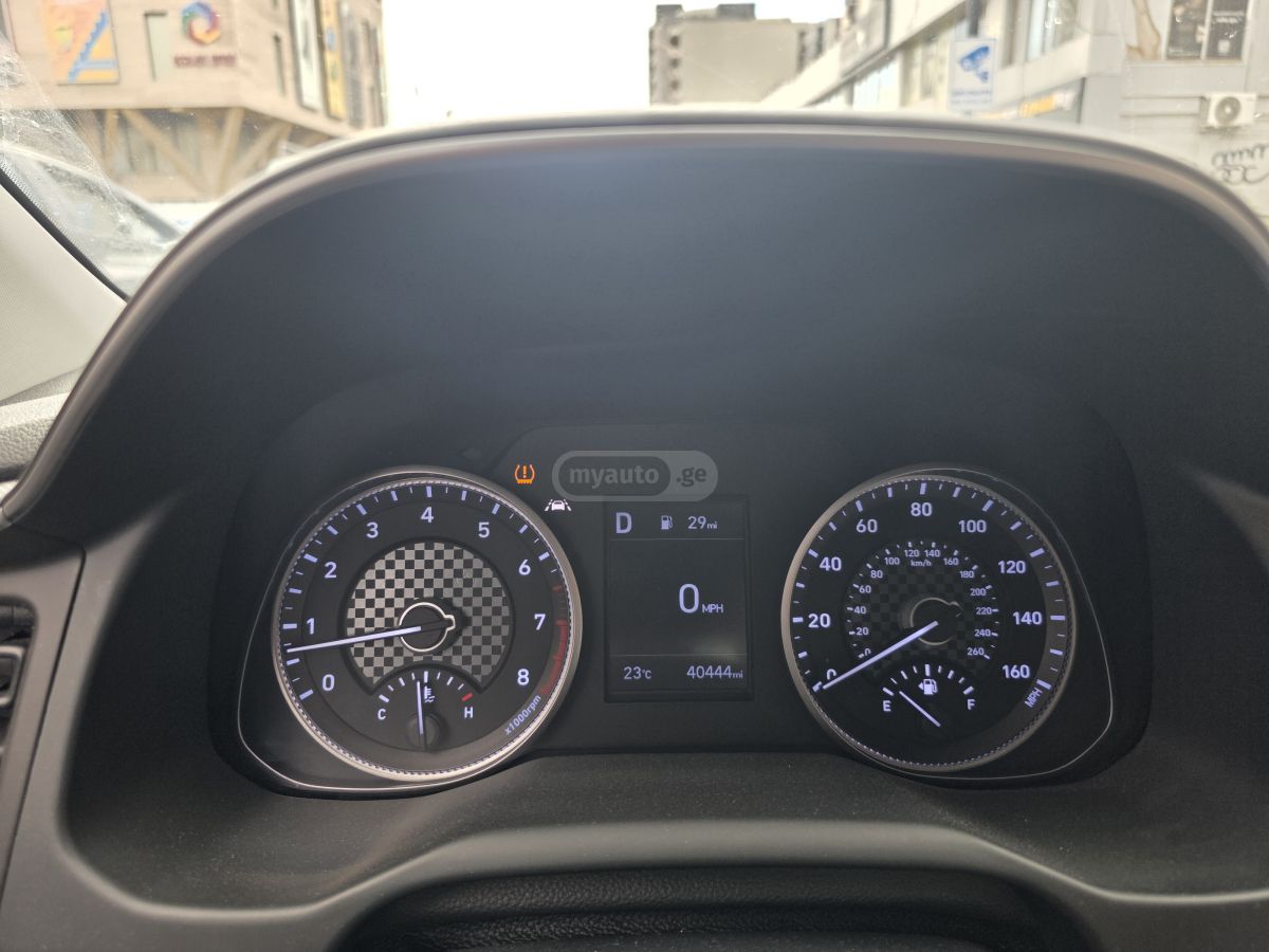 Hyundai Elantra - фото 9