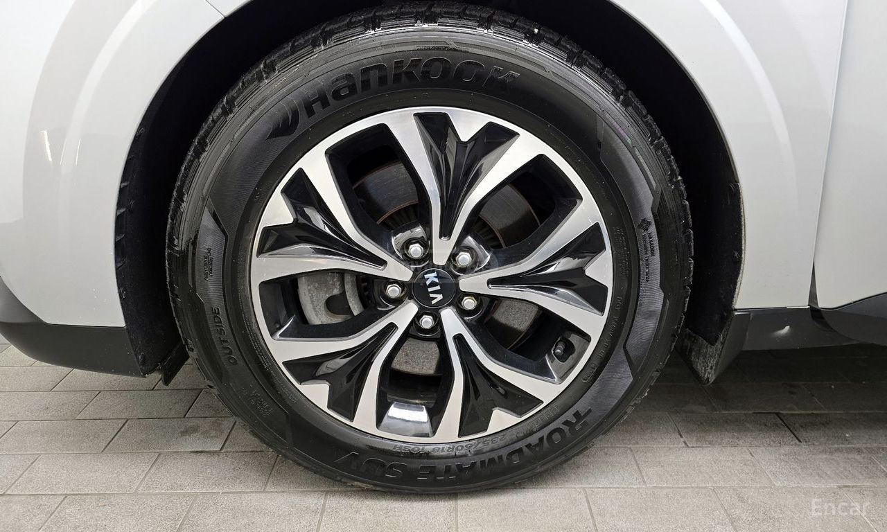 Kia Carnival - фото 5