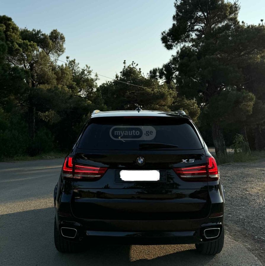 BMW X5 - фото 3