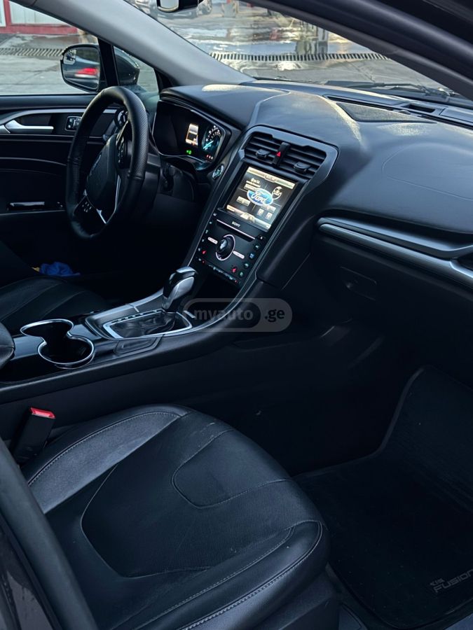 Ford Fusion - фото 3