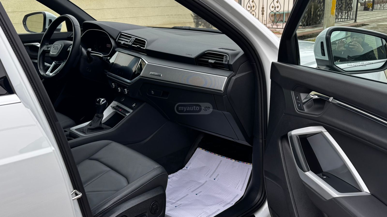 Audi 40 Premium 4dr All-Wheel Drive — миниатюра 10