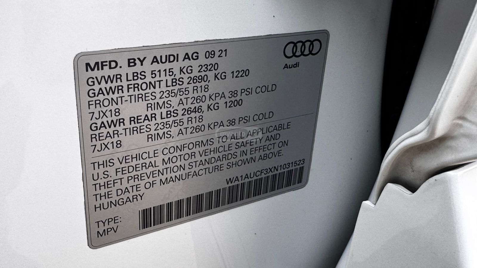 Audi 40 Premium 4dr All-Wheel Drive — миниатюра 9