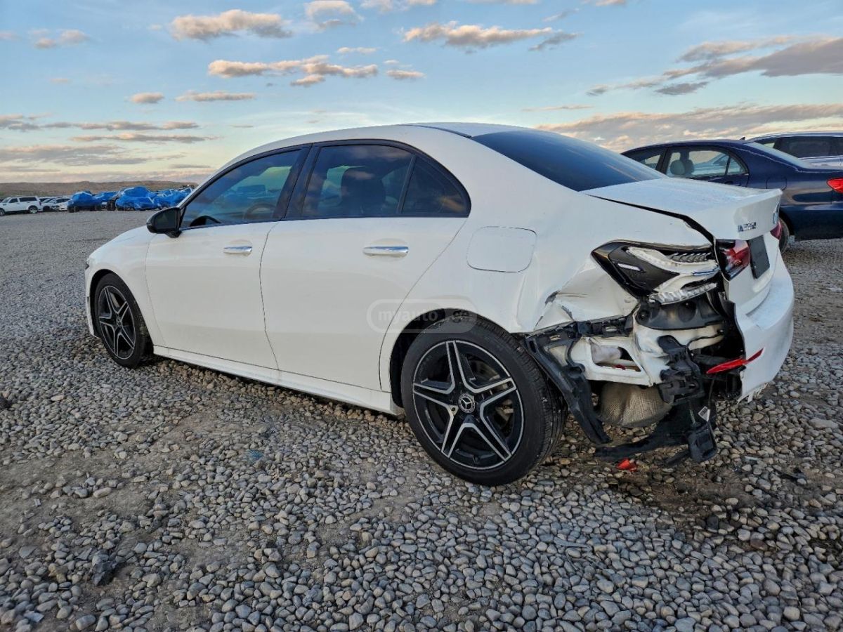Mercedes-Benz A 220 - фото 5