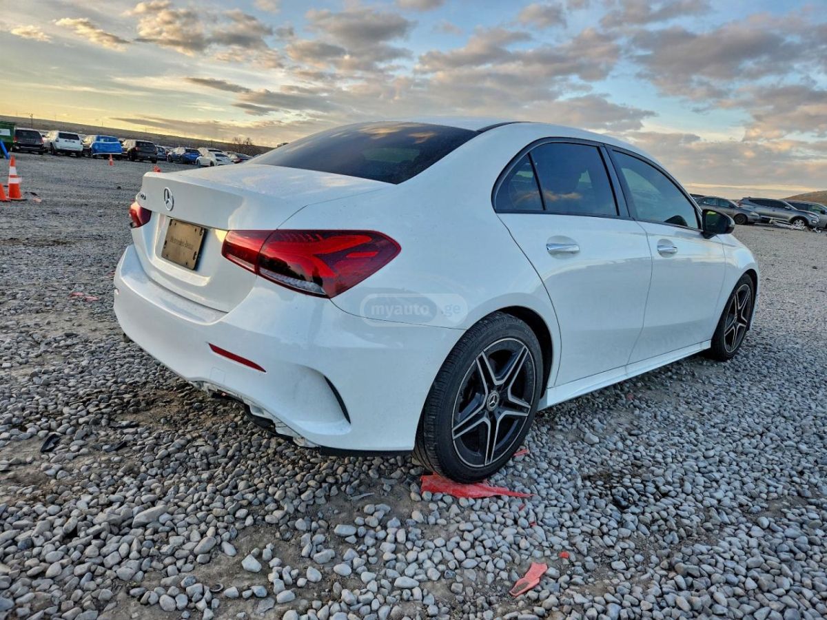 Mercedes-Benz A 220 - фото 6