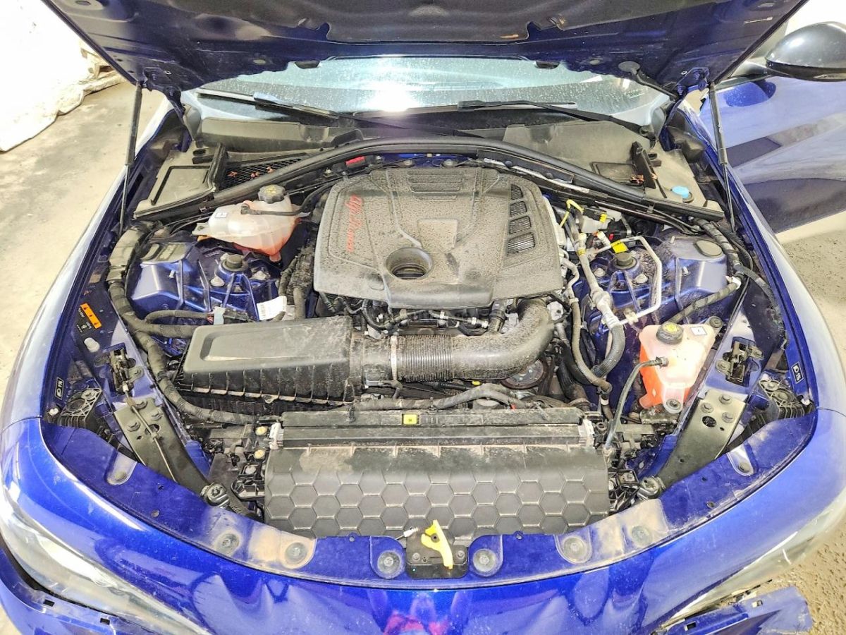 Alfa Romeo Giulia - фото 11