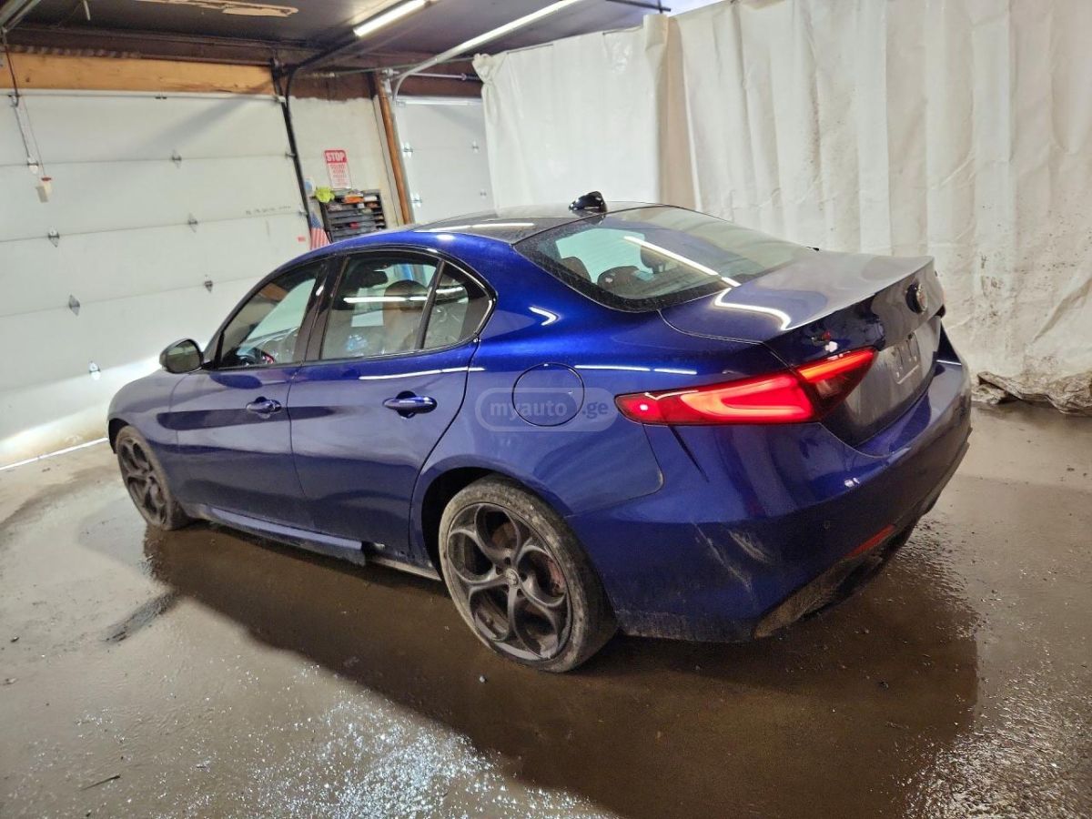 Alfa Romeo Giulia - фото 2