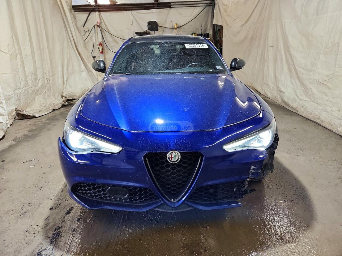 Alfa Romeo Giulia - фото 5