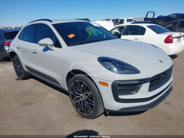 Porsche Macan 2024 — миниатюра 1