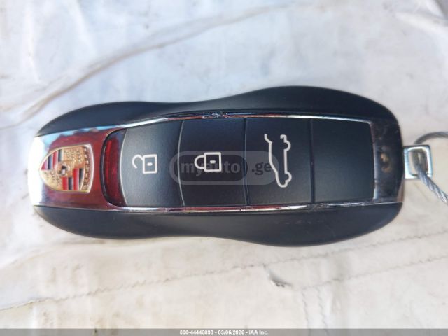 Porsche Macan 2024 — миниатюра 10