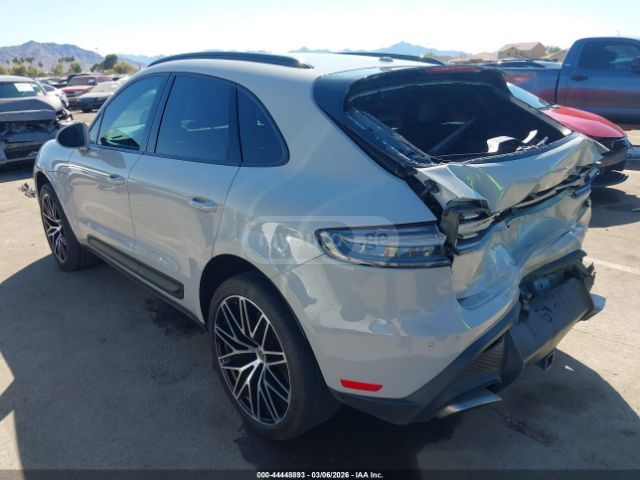 Porsche Macan 2024 — миниатюра 3