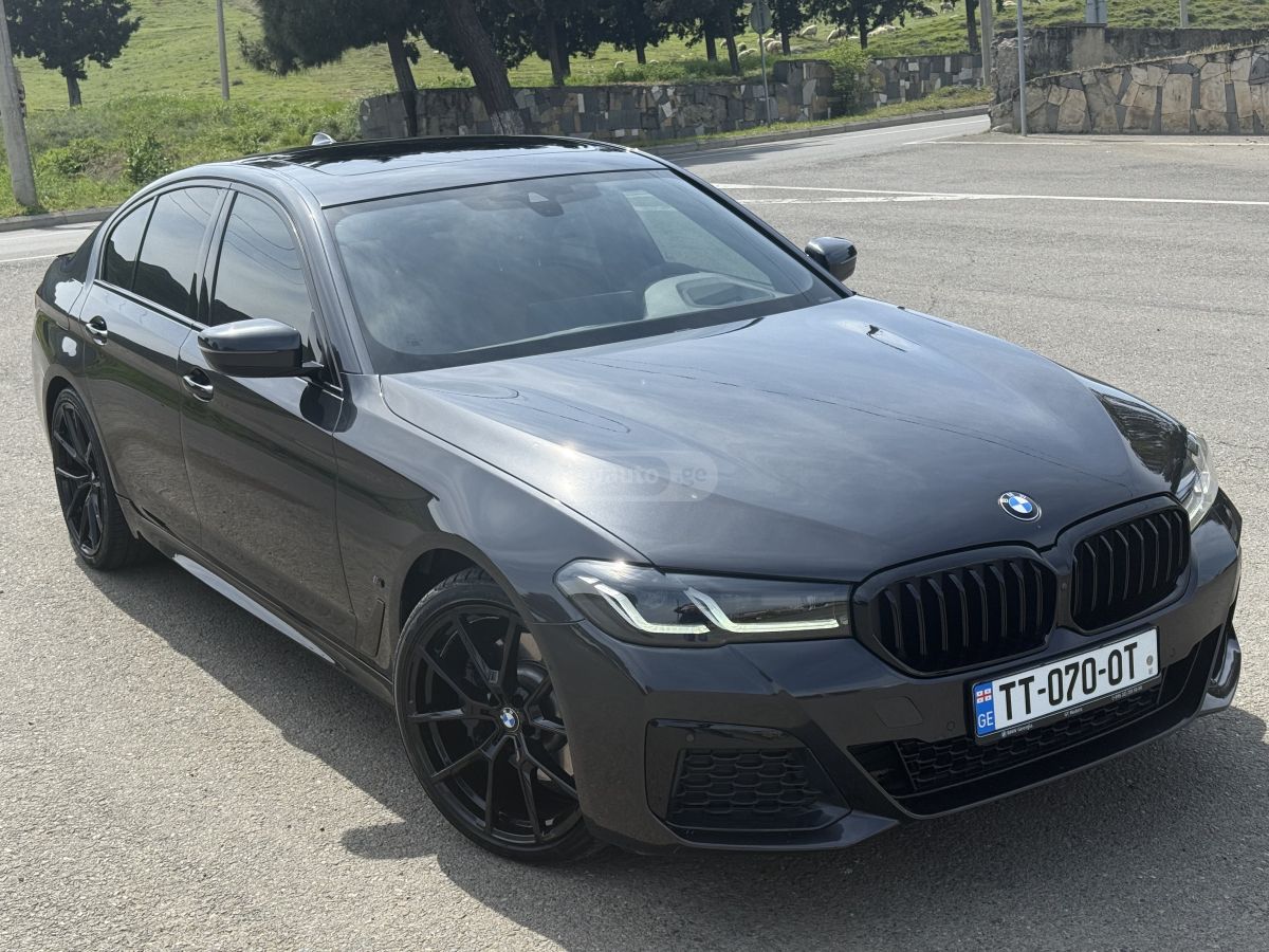 BMW 530 - фото 1