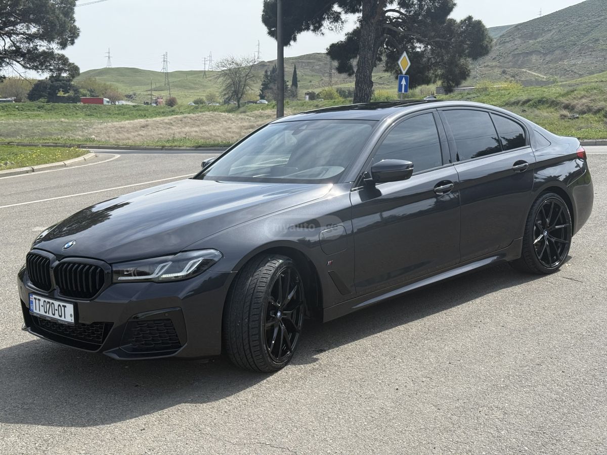 BMW 530 - фото 3