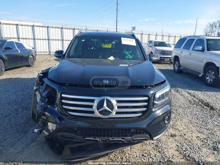 Mercedes-Benz GLB 250 2024 — миниатюра 10