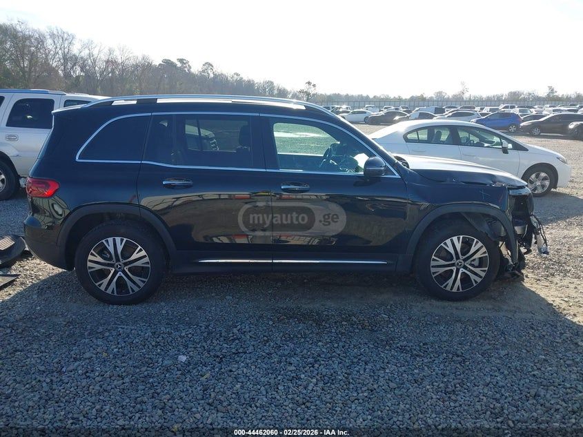 Mercedes-Benz GLB 250 2024 — миниатюра 11