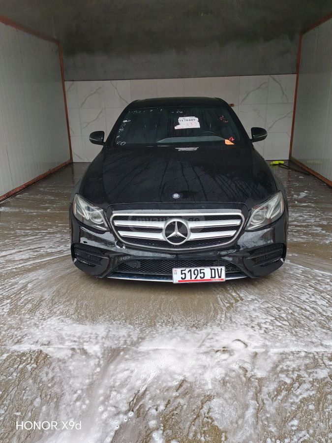 Mercedes-Benz E 300 - фото 5