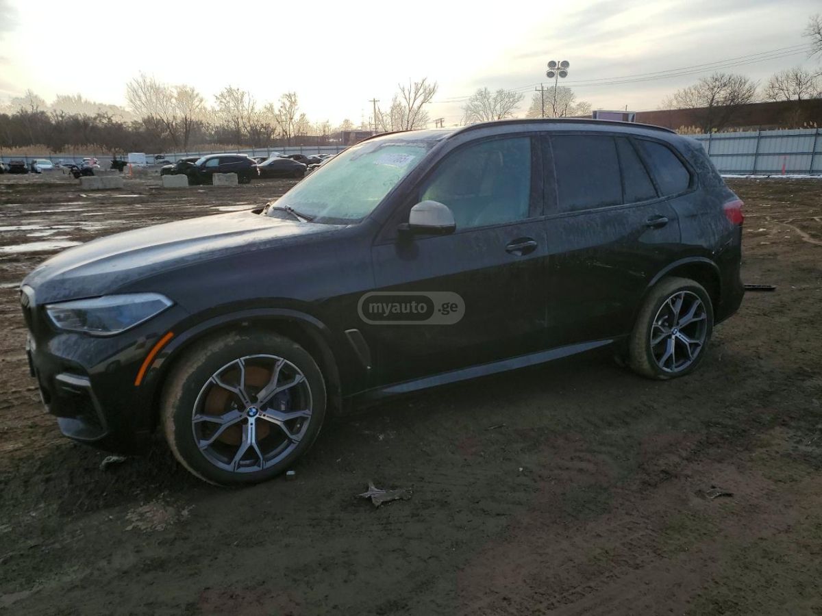 BMW X5 - фото 1