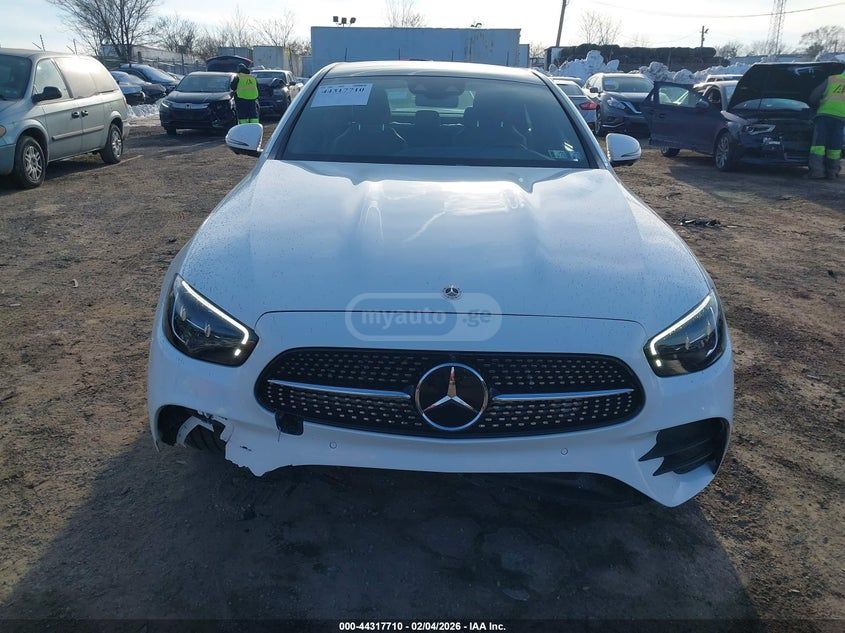 Mercedes-Benz E 350 2021 — миниатюра 11