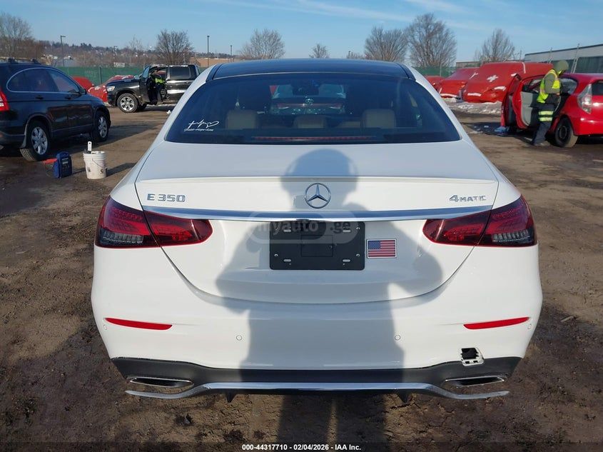 Mercedes-Benz E 350 2021 — миниатюра 15