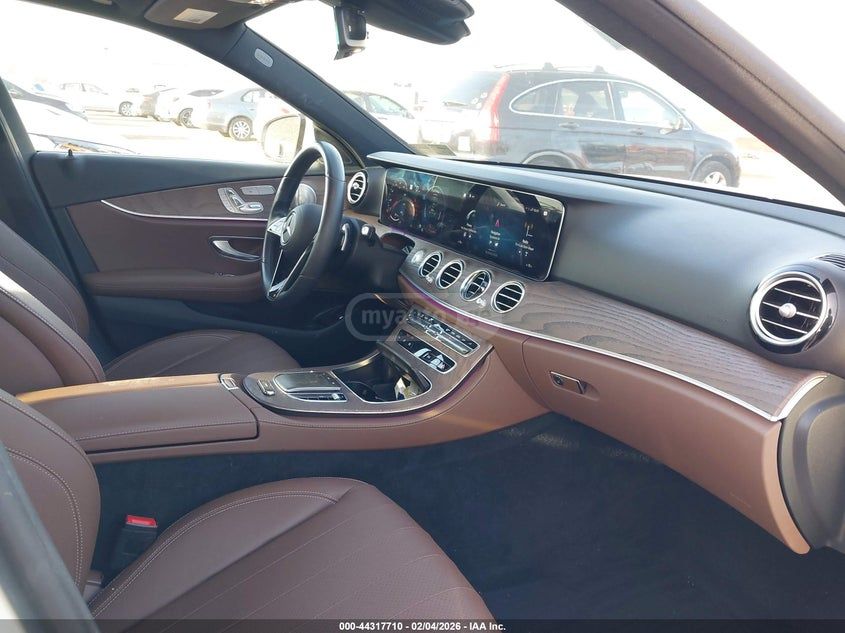 Mercedes-Benz E 350 2021 — миниатюра 5