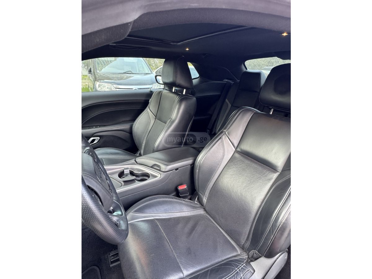 Dodge Challenger - фото 9