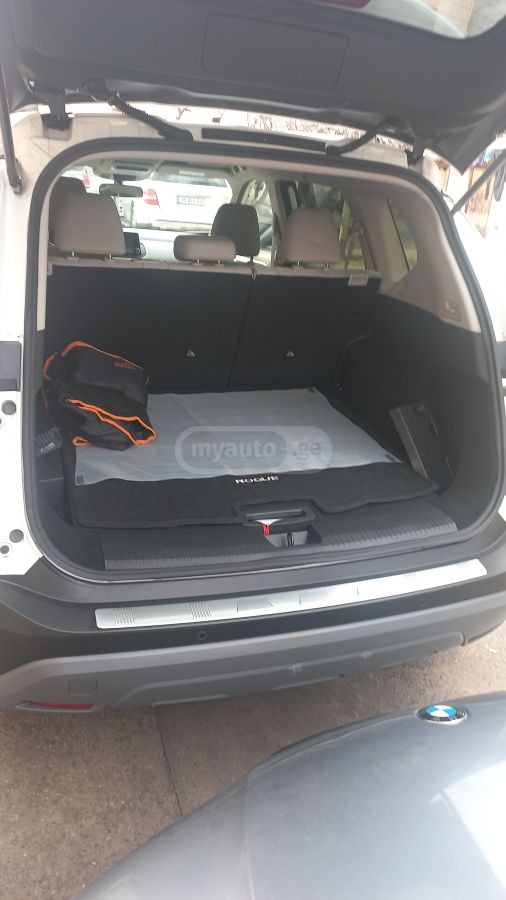 Nissan Rogue - фото 4