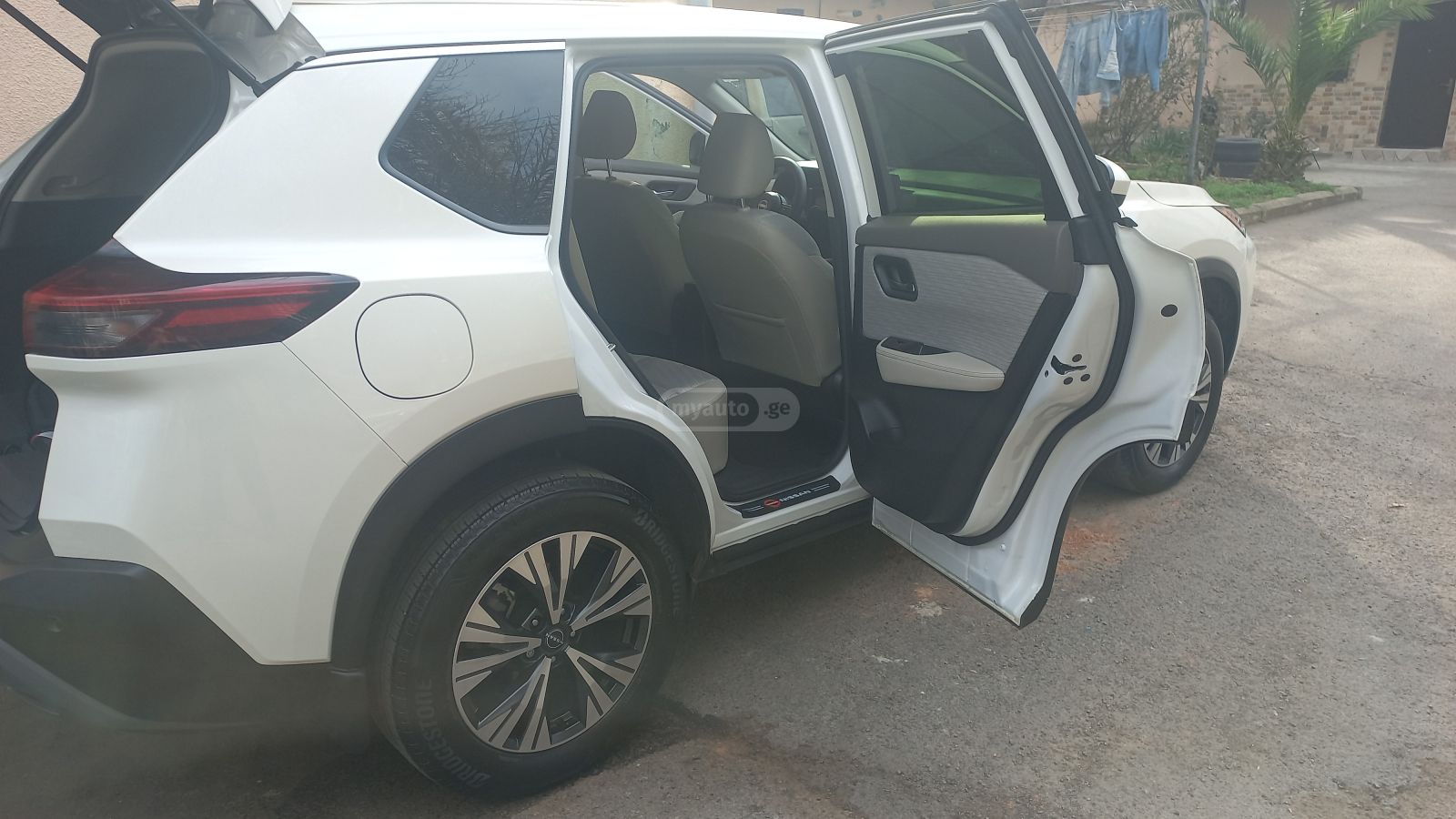 Nissan Rogue - фото 9