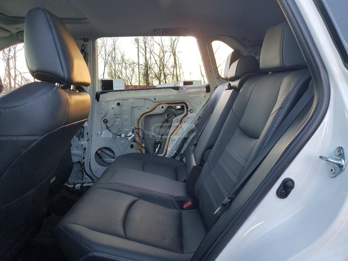 Toyota RAV 4 - фото 10