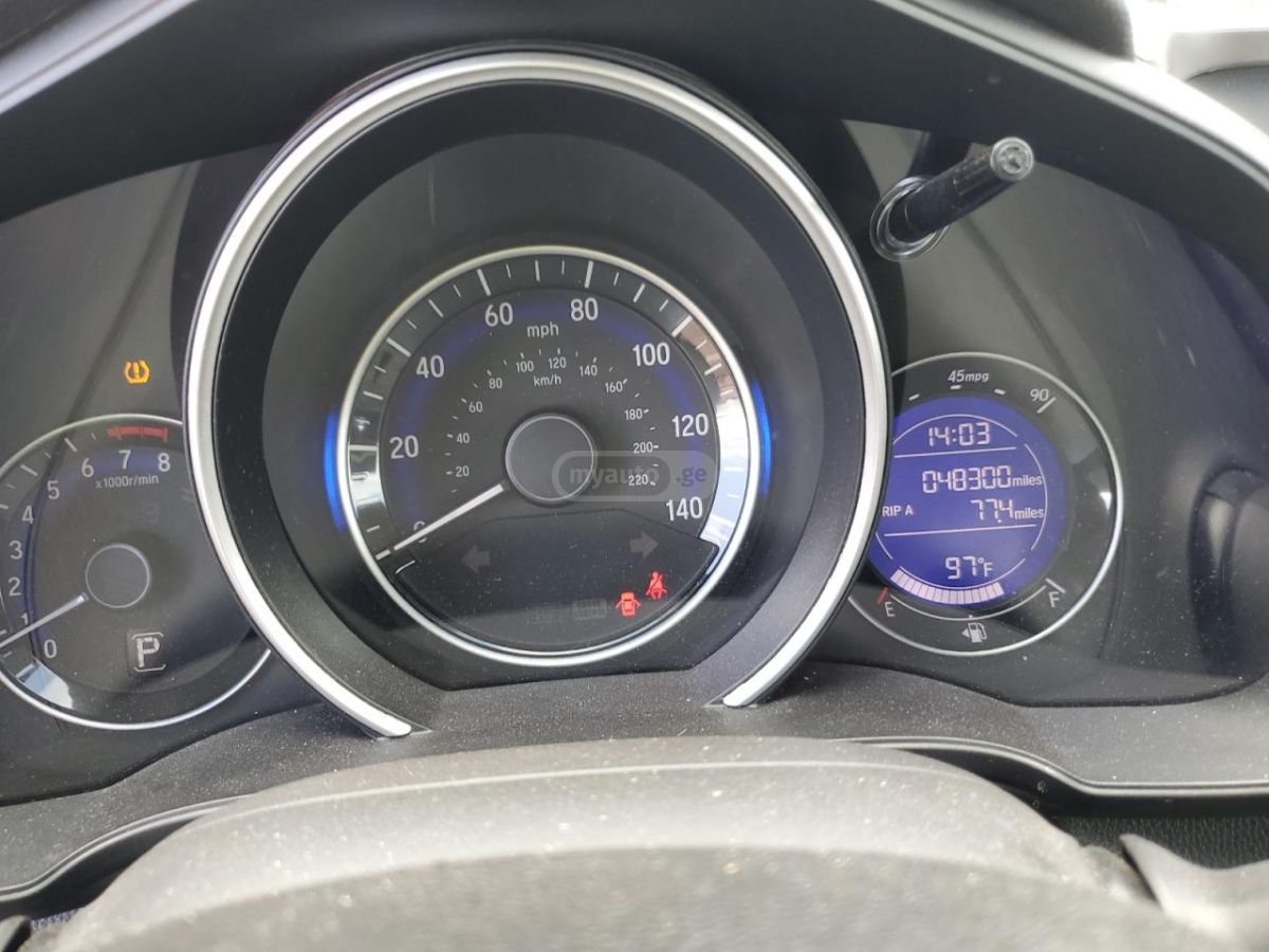 Honda FIT - фото 9