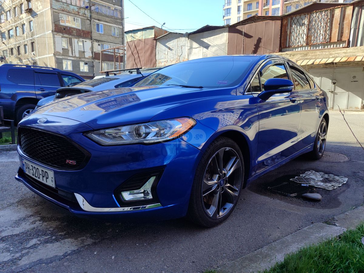 Ford Fusion - фото 2