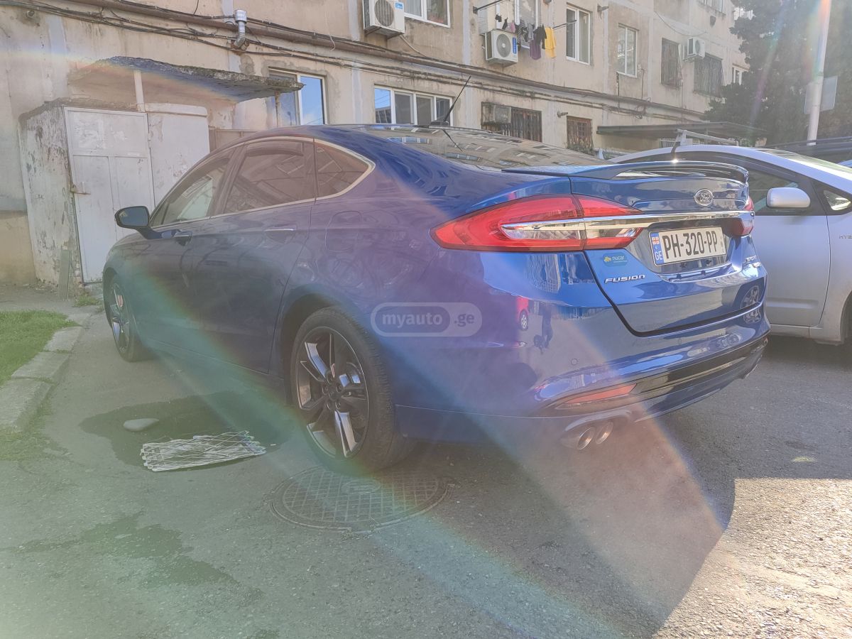 Ford Fusion - фото 3