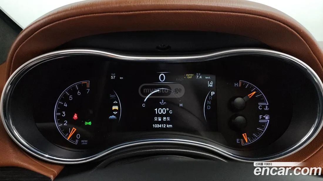 Jeep Grand Cherokee - фото 8