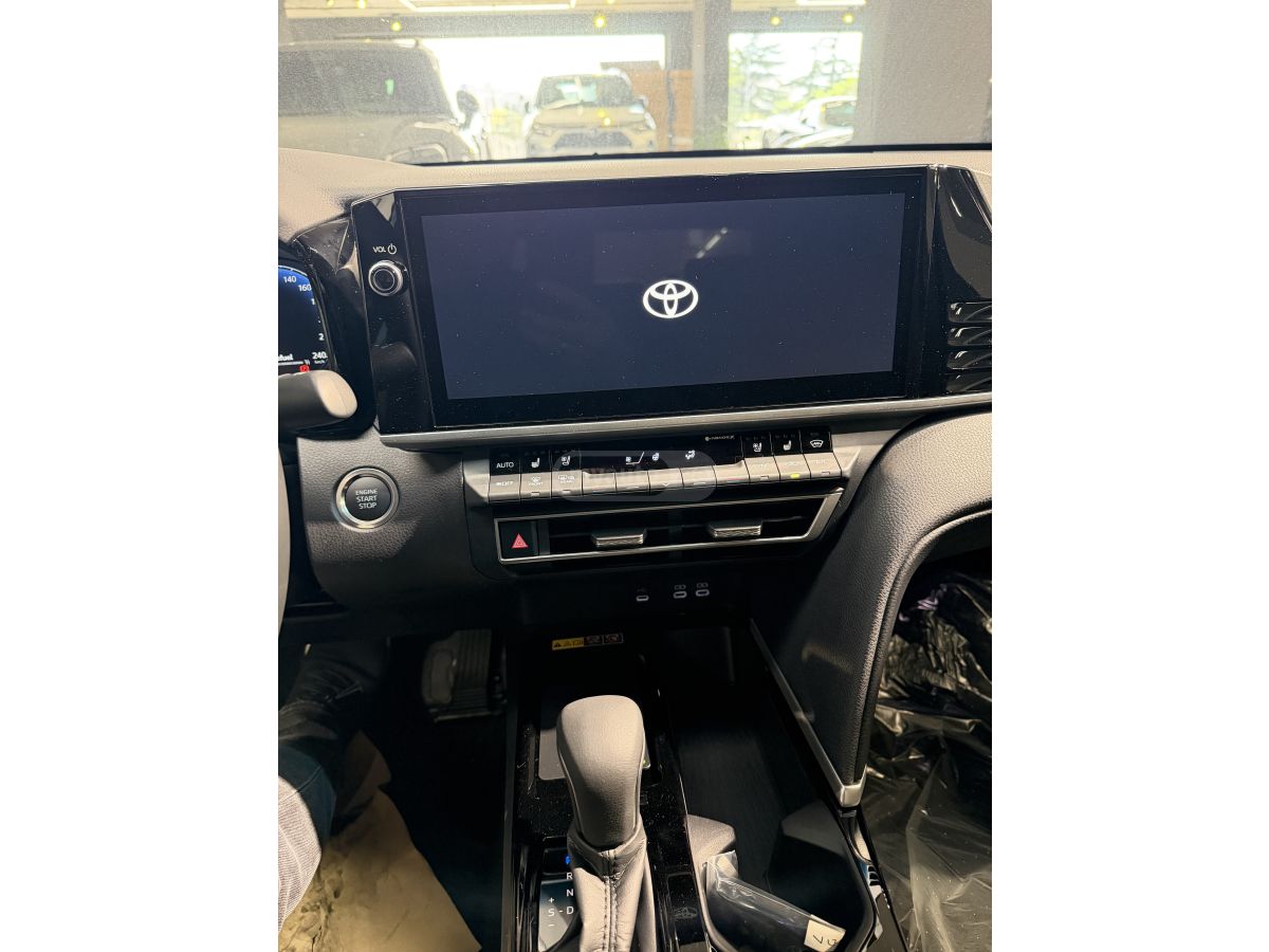 Toyota Camry - фото 10