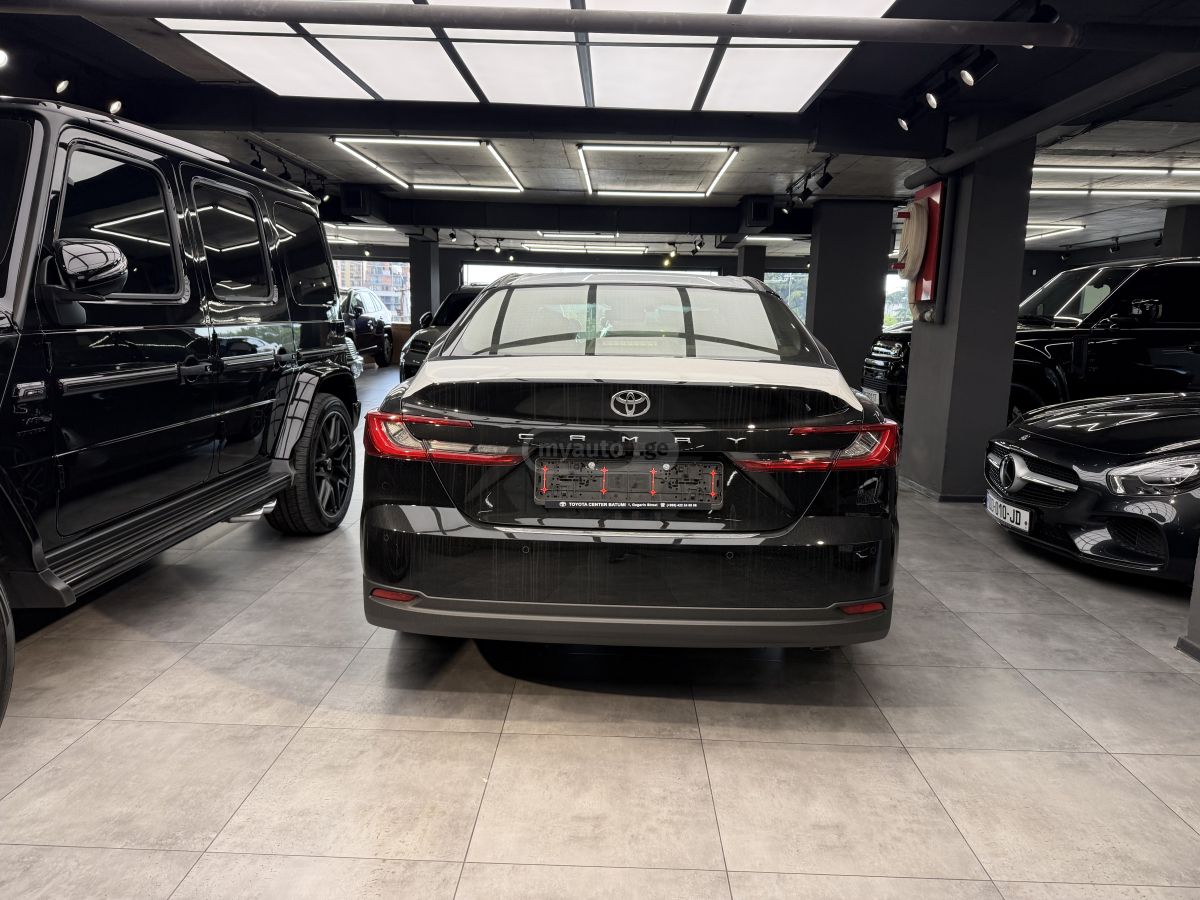 Toyota Camry - фото 13