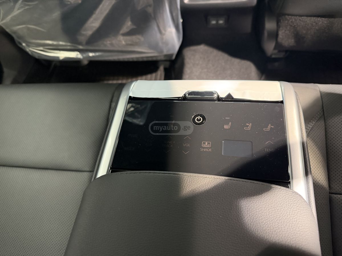 Toyota Camry - фото 5