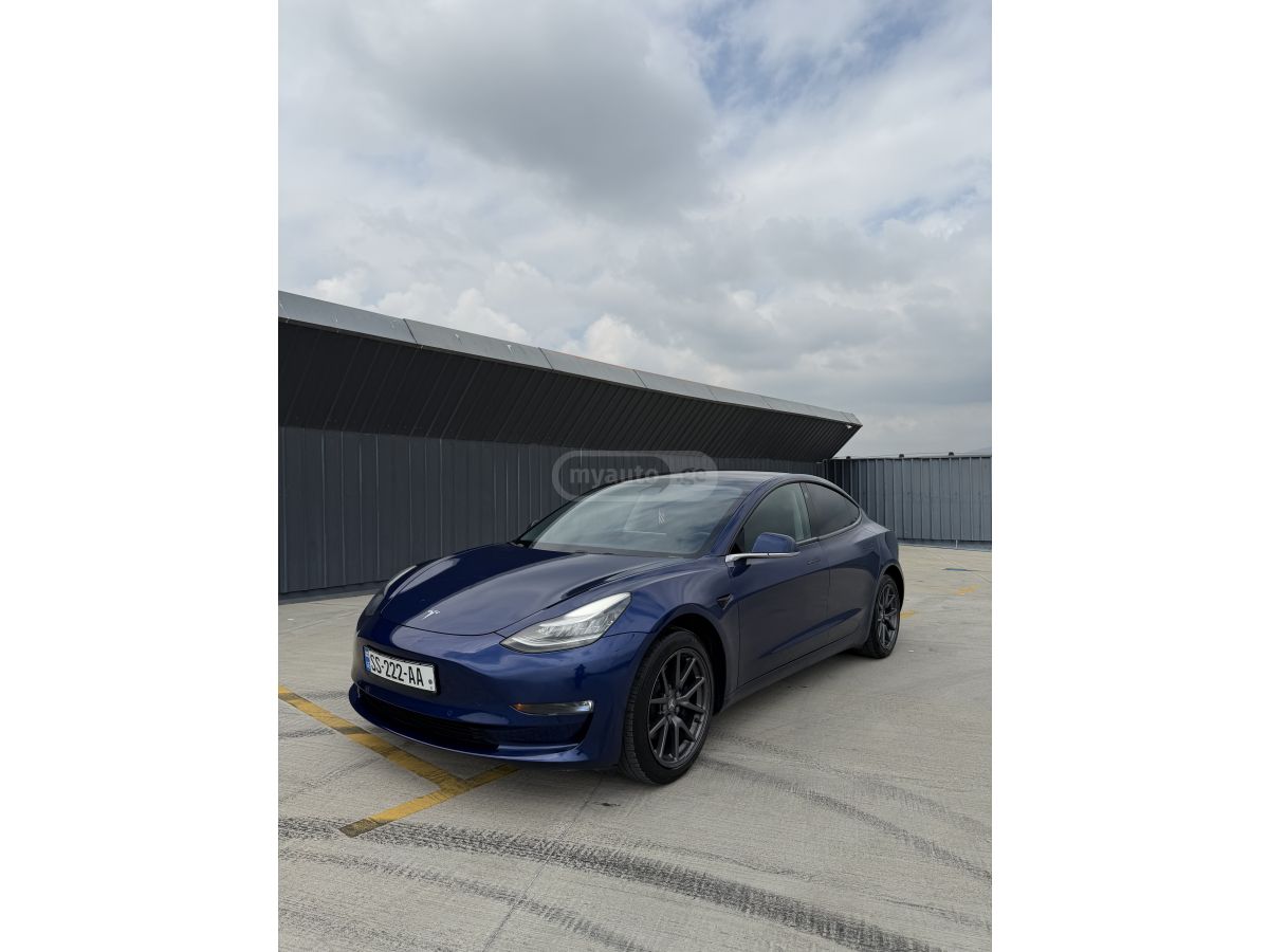 Tesla Model 3 - фото 3
